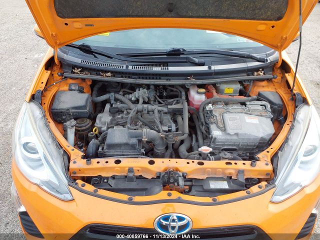 Photo 9 VIN: JTDKDTB32G1132297 - TOYOTA PRIUS C 