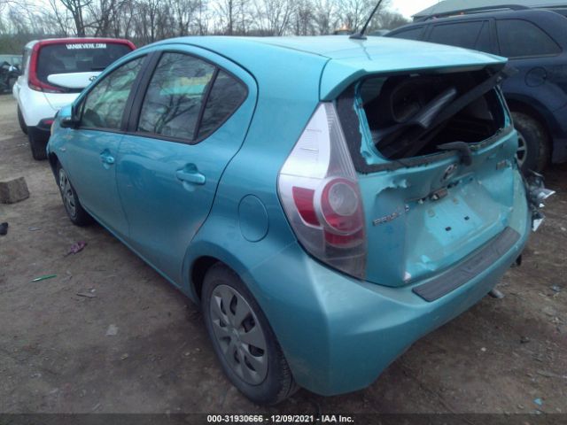 Photo 2 VIN: JTDKDTB33C1009960 - TOYOTA PRIUS C 