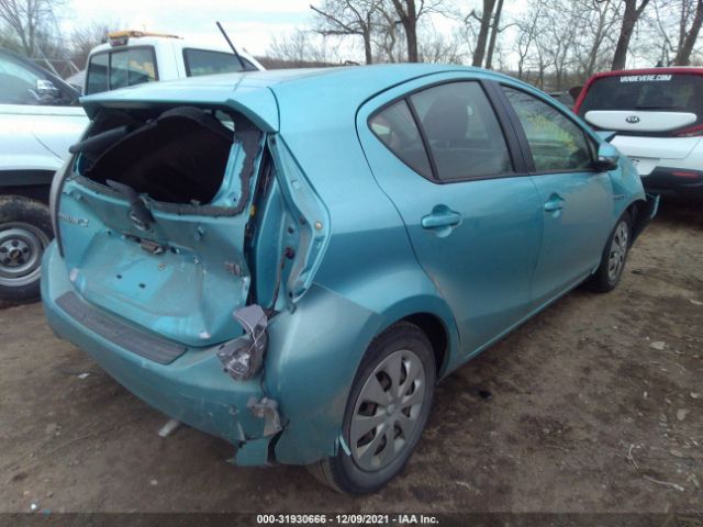 Photo 3 VIN: JTDKDTB33C1009960 - TOYOTA PRIUS C 