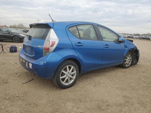 Photo 2 VIN: JTDKDTB33C1013412 - TOYOTA PRIUS C 