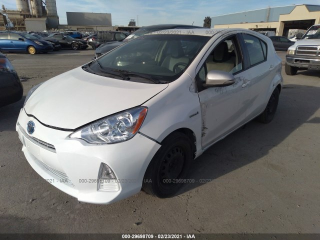 Photo 1 VIN: JTDKDTB33C1016391 - TOYOTA PRIUS C 