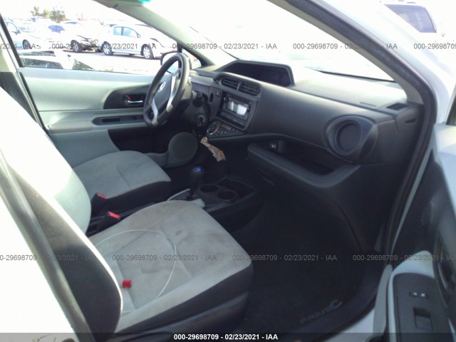 Photo 4 VIN: JTDKDTB33C1016391 - TOYOTA PRIUS C 