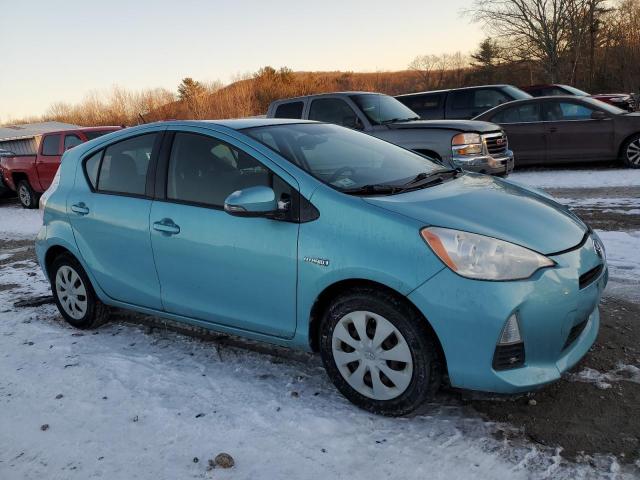 Photo 3 VIN: JTDKDTB33C1021512 - TOYOTA PRIUS C 