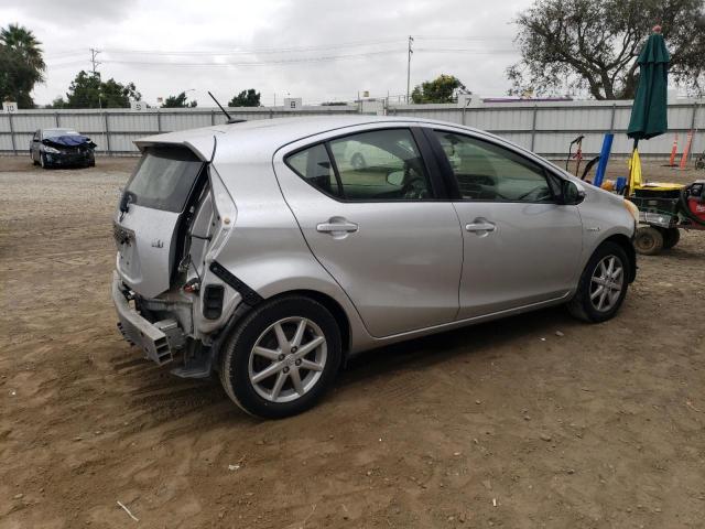 Photo 2 VIN: JTDKDTB33C1027438 - TOYOTA PRIUS C 