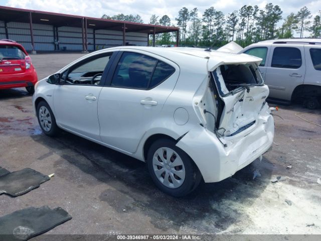 Photo 2 VIN: JTDKDTB33C1027990 - TOYOTA PRIUS C 