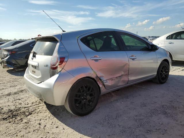 Photo 2 VIN: JTDKDTB33C1504143 - TOYOTA PRIUS C 