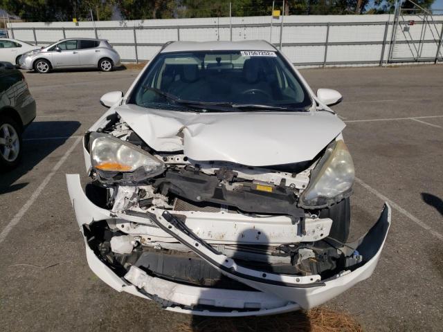 Photo 4 VIN: JTDKDTB33C1527602 - TOYOTA PRIUS C 