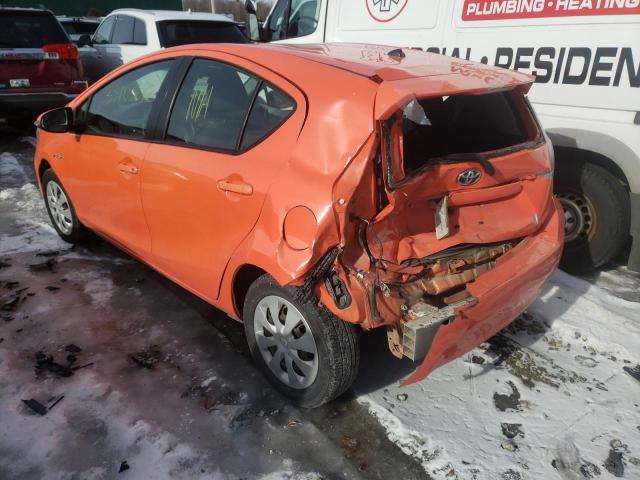 Photo 2 VIN: JTDKDTB33D1032575 - TOYOTA PRIUS C 