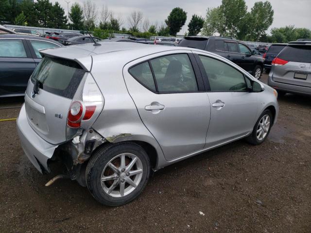 Photo 2 VIN: JTDKDTB33D1040398 - TOYOTA PRIUS 