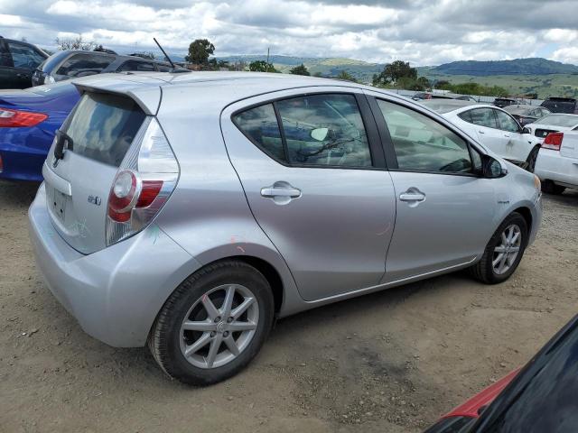 Photo 2 VIN: JTDKDTB33D1041809 - TOYOTA PRIUS 