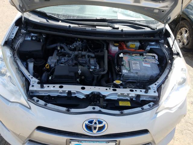 Photo 6 VIN: JTDKDTB33D1042264 - TOYOTA PRIUS C 