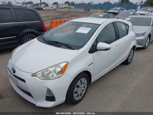 Photo 1 VIN: JTDKDTB33D1051837 - TOYOTA PRIUS C 