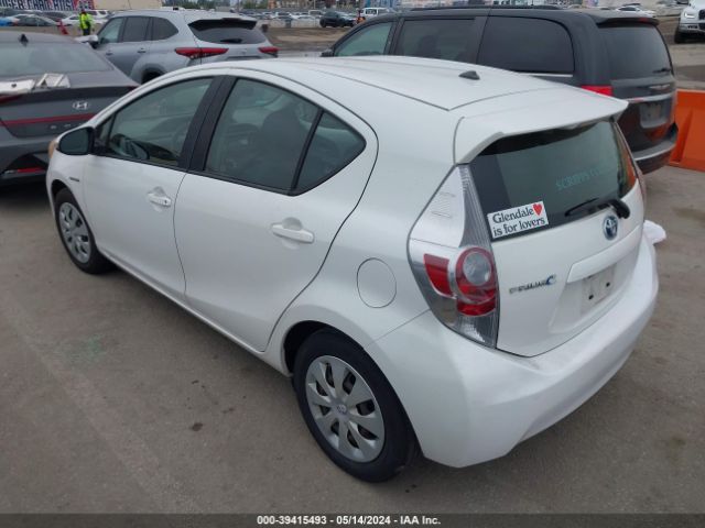 Photo 2 VIN: JTDKDTB33D1051837 - TOYOTA PRIUS C 