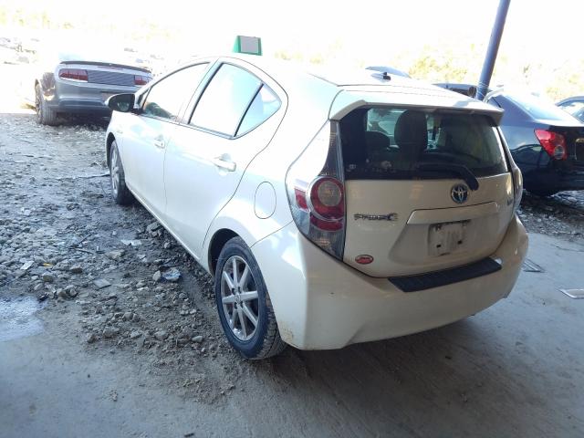 Photo 2 VIN: JTDKDTB33D1054592 - TOYOTA PRIUS C 