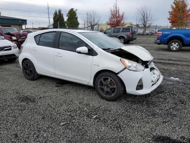 Photo 3 VIN: JTDKDTB33D1055810 - TOYOTA PRIUS 