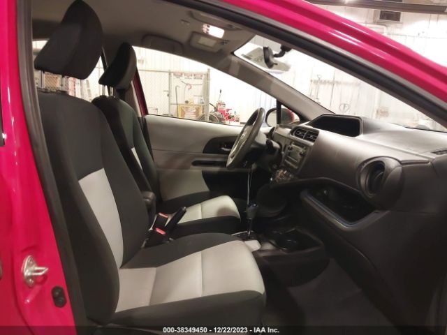 Photo 4 VIN: JTDKDTB33D1529853 - TOYOTA PRIUS C 