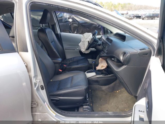 Photo 4 VIN: JTDKDTB33D1544143 - TOYOTA PRIUS C 