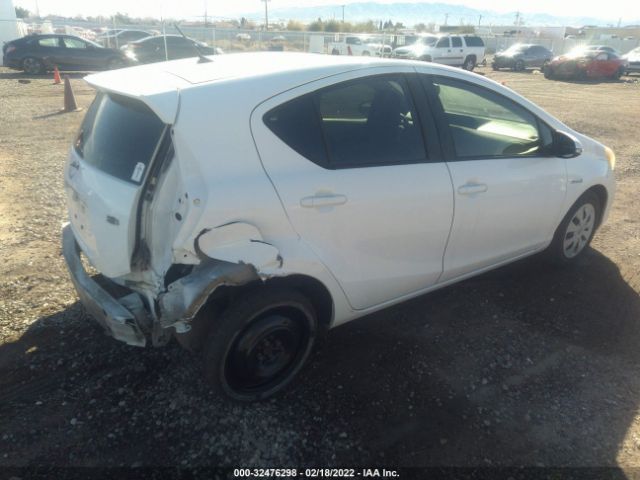 Photo 3 VIN: JTDKDTB33D1546295 - TOYOTA PRIUS C 