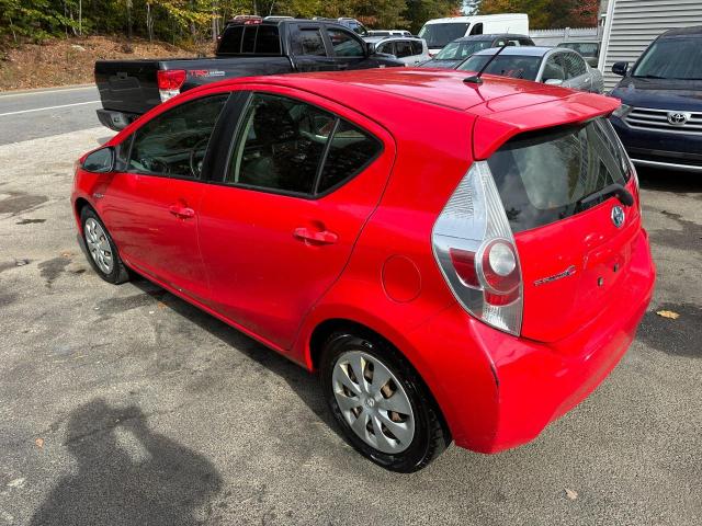 Photo 2 VIN: JTDKDTB33D1547124 - TOYOTA PRIUS C 