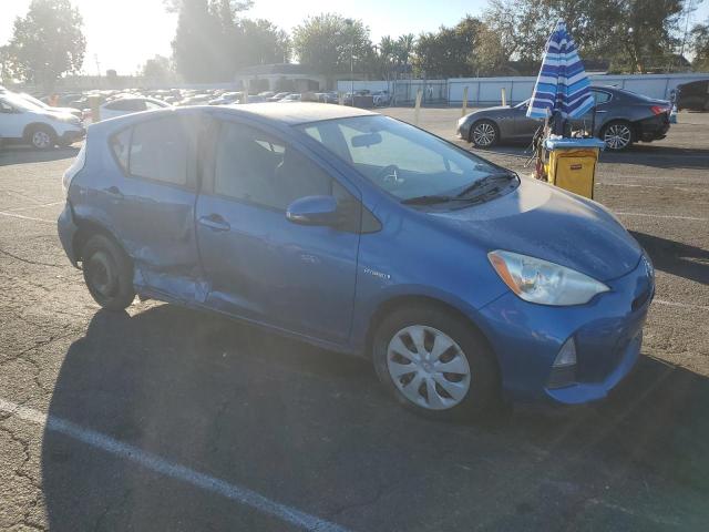 Photo 3 VIN: JTDKDTB33D1547284 - TOYOTA PRIUS C 