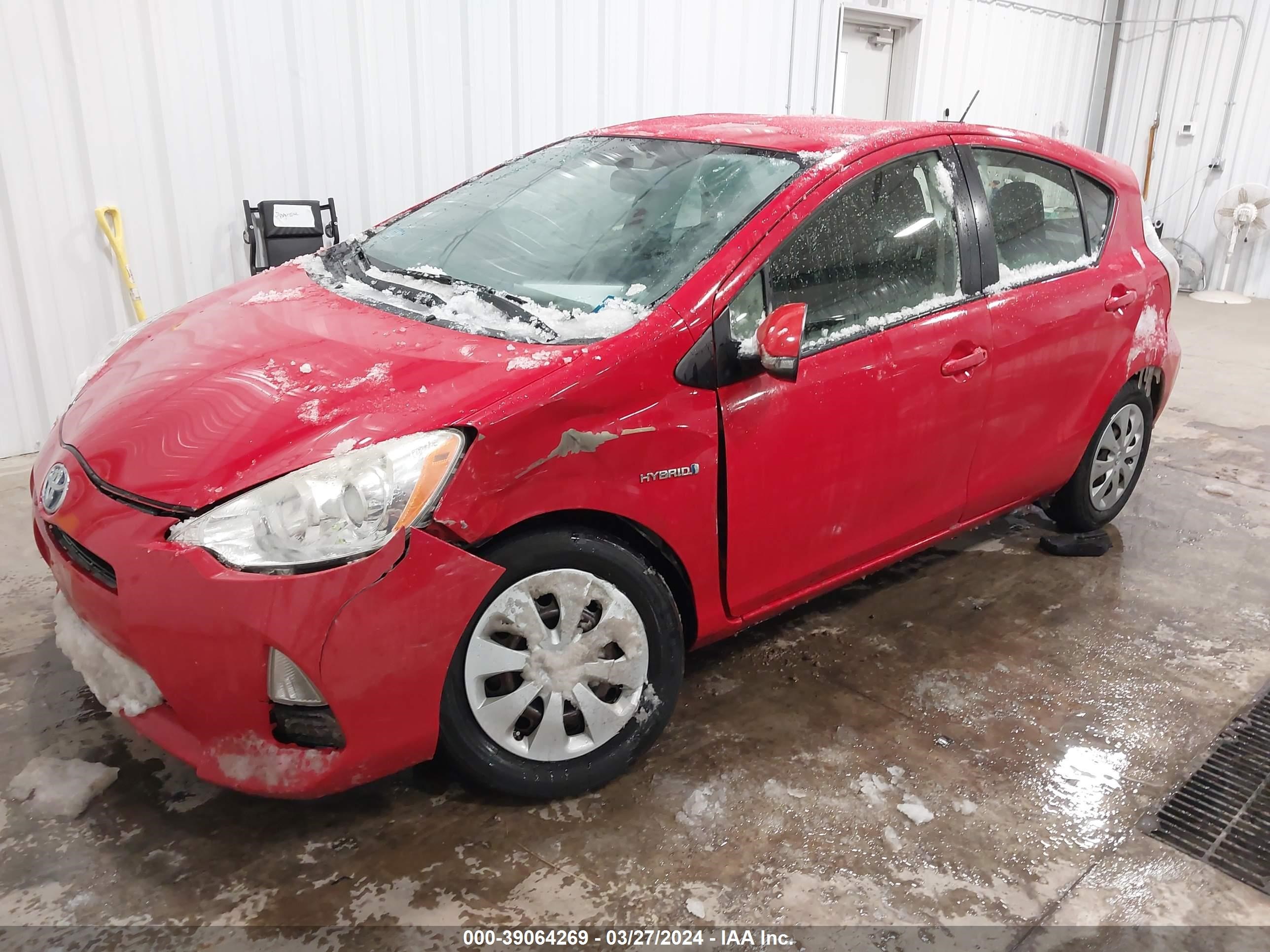 Photo 1 VIN: JTDKDTB33D1551609 - TOYOTA PRIUS C 