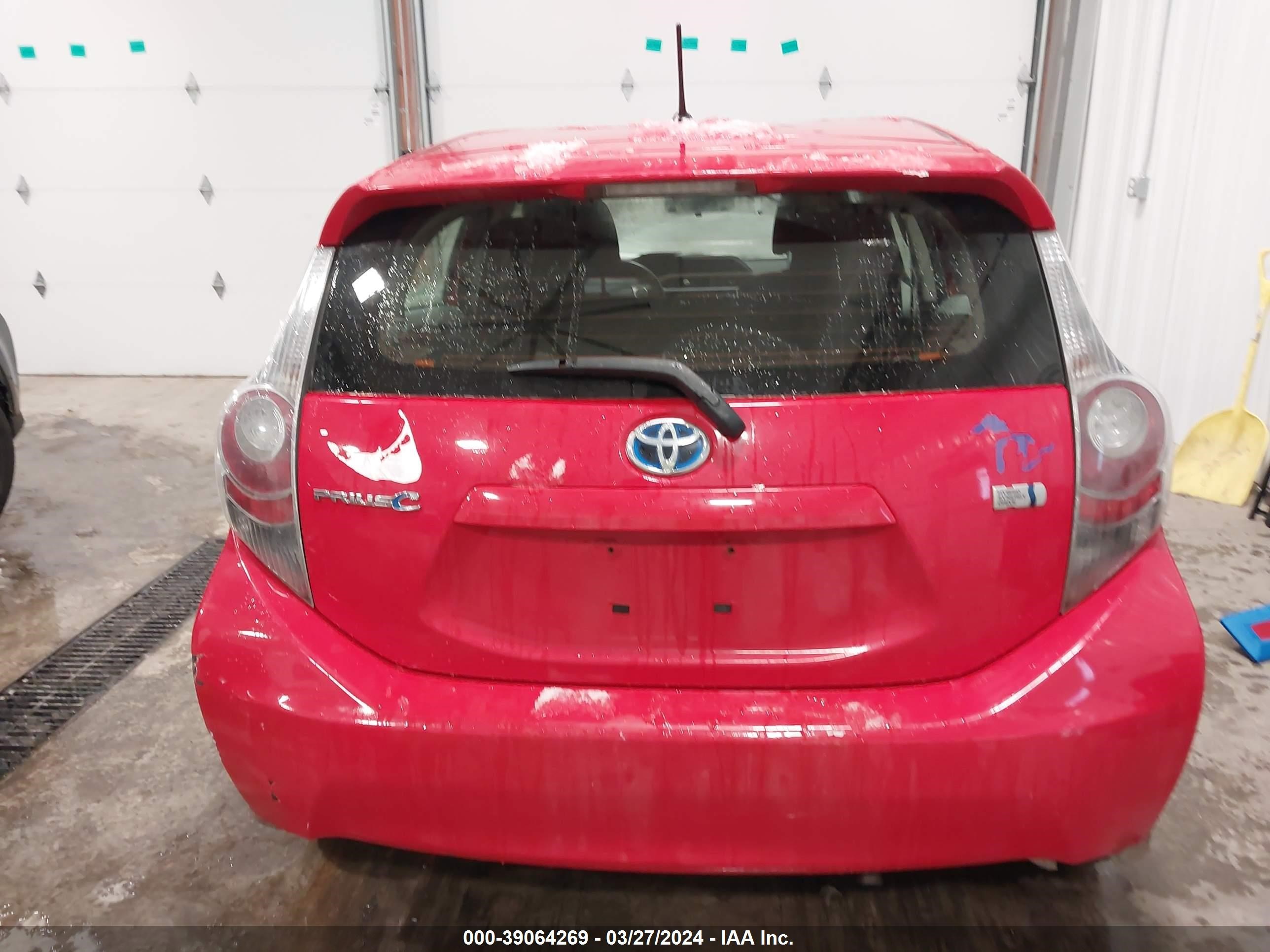 Photo 15 VIN: JTDKDTB33D1551609 - TOYOTA PRIUS C 