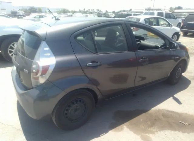 Photo 3 VIN: JTDKDTB33E1065965 - TOYOTA PRIUS C 