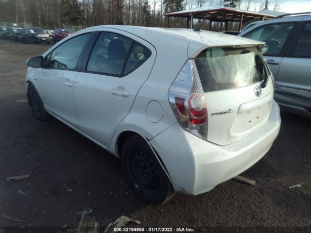 Photo 2 VIN: JTDKDTB33E1069692 - TOYOTA PRIUS C 