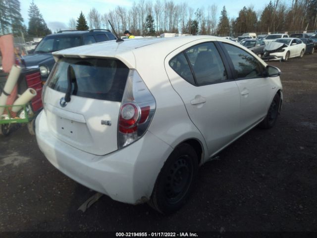 Photo 3 VIN: JTDKDTB33E1069692 - TOYOTA PRIUS C 