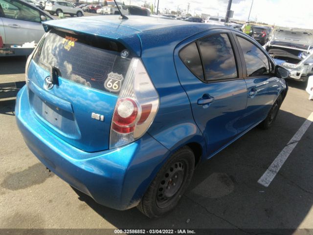 Photo 3 VIN: JTDKDTB33E1077047 - TOYOTA PRIUS C 