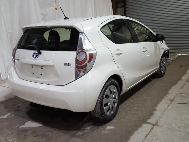 Photo 3 VIN: JTDKDTB33E1569948 - TOYOTA PRIUS C 