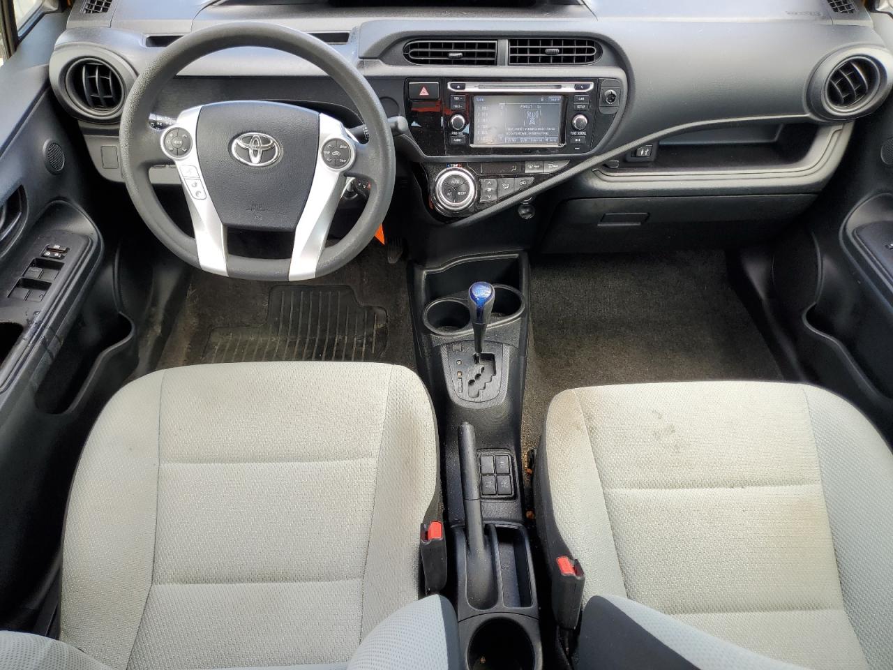 Photo 7 VIN: JTDKDTB33F1090043 - TOYOTA PRIUS 