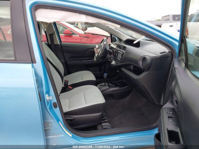 Photo 4 VIN: JTDKDTB33F1091614 - TOYOTA PRIUS C 