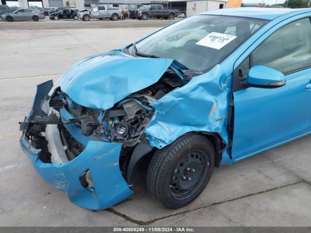 Photo 5 VIN: JTDKDTB33F1091614 - TOYOTA PRIUS C 