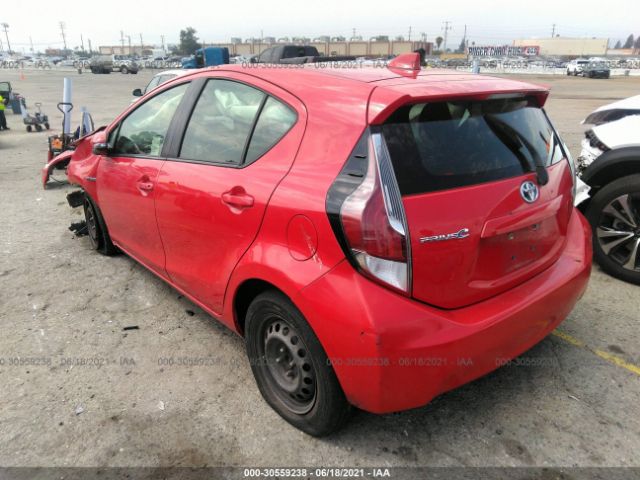 Photo 2 VIN: JTDKDTB33F1101879 - TOYOTA PRIUS C 