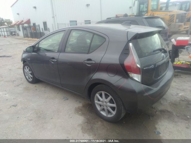 Photo 2 VIN: JTDKDTB33F1104653 - TOYOTA PRIUS C 