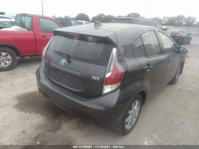 Photo 3 VIN: JTDKDTB33F1104653 - TOYOTA PRIUS C 