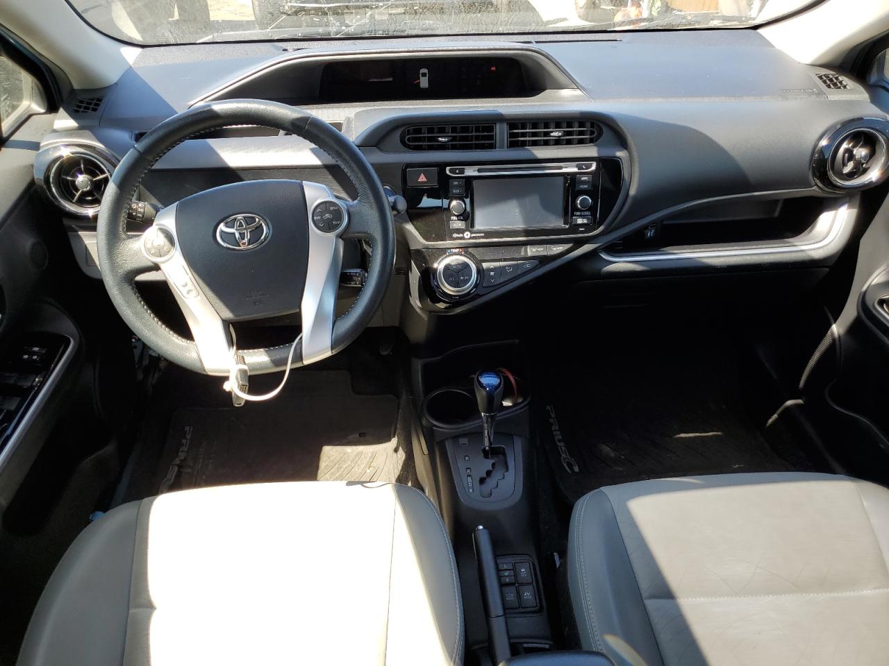 Photo 7 VIN: JTDKDTB33F1107763 - TOYOTA PRIUS 