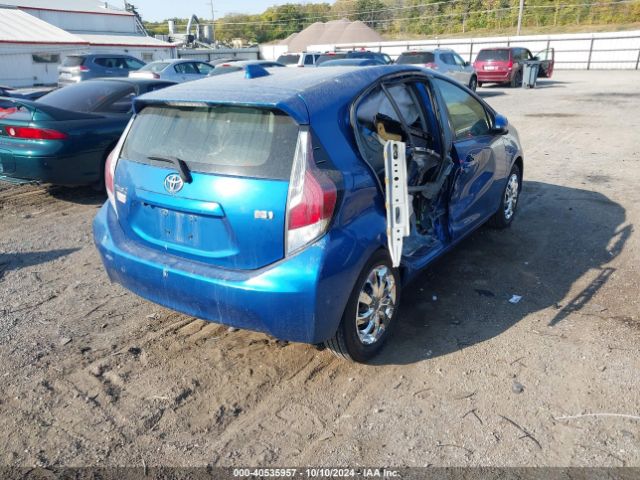 Photo 3 VIN: JTDKDTB33F1576089 - TOYOTA PRIUS C 