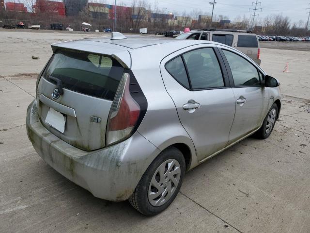 Photo 2 VIN: JTDKDTB33F1579896 - TOYOTA PRIUS 