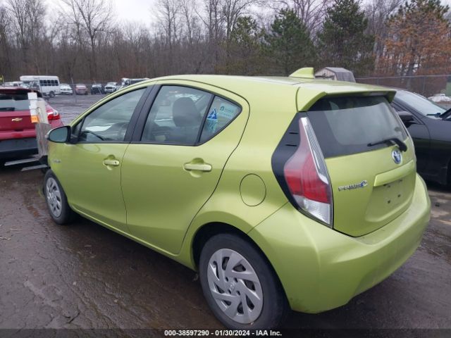 Photo 2 VIN: JTDKDTB33G1126251 - TOYOTA PRIUS C 