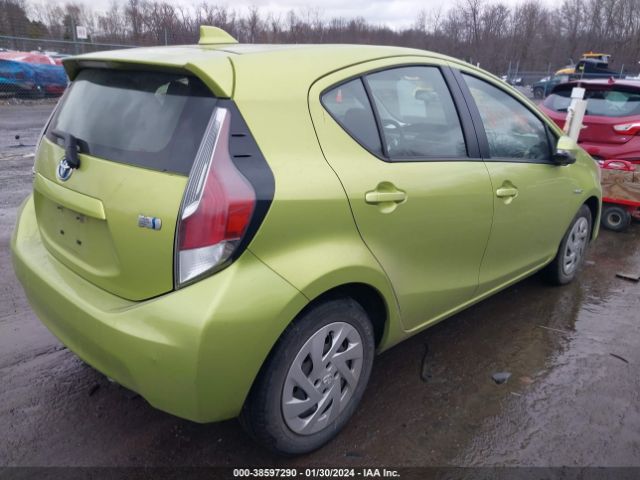 Photo 3 VIN: JTDKDTB33G1126251 - TOYOTA PRIUS C 