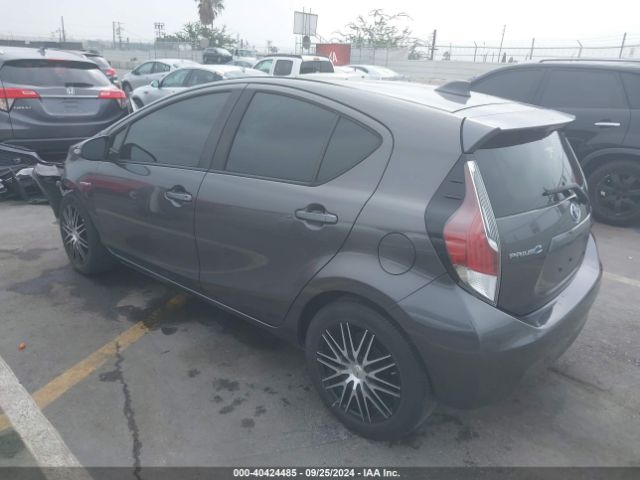 Photo 2 VIN: JTDKDTB33G1128842 - TOYOTA PRIUS C 