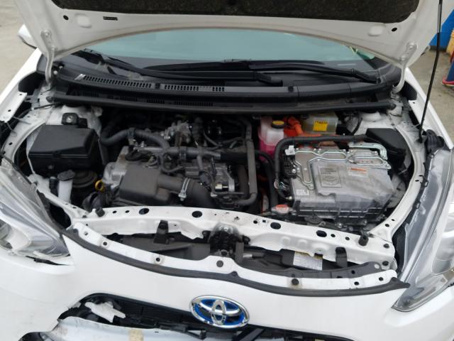 Photo 6 VIN: JTDKDTB33G1132180 - TOYOTA PRIUS C 