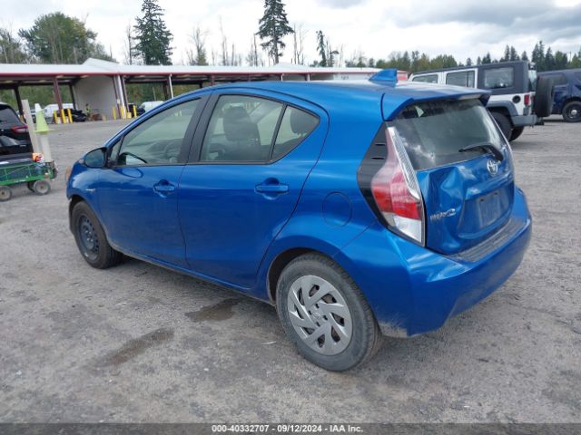 Photo 2 VIN: JTDKDTB33G1132633 - TOYOTA PRIUS C 