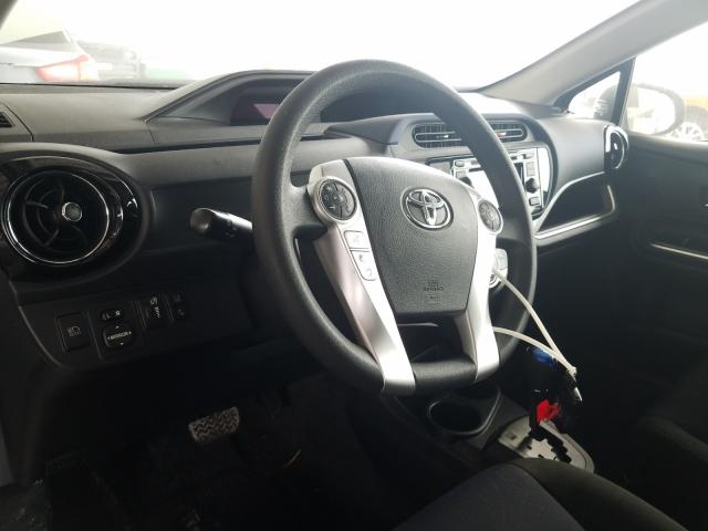 Photo 8 VIN: JTDKDTB33G1589409 - TOYOTA PRIUS C 