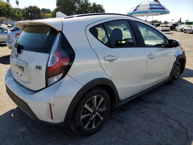 Photo 2 VIN: JTDKDTB33K1622739 - TOYOTA PRIUS C 