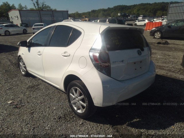 Photo 2 VIN: JTDKDTB34C1018795 - TOYOTA PRIUS C 