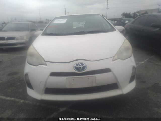 Photo 5 VIN: JTDKDTB34C1021714 - TOYOTA PRIUS C 