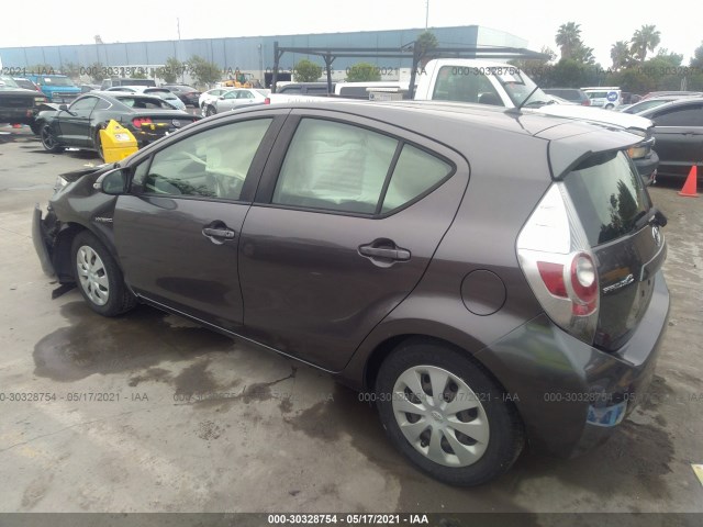 Photo 2 VIN: JTDKDTB34C1023897 - TOYOTA PRIUS C 